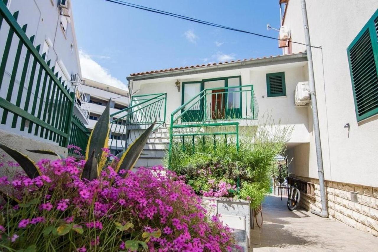 Mare 1 - Close To The Sea Apartment Biograd Na Moru